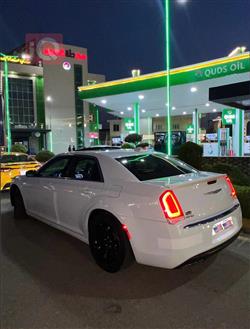 كرايسلر 300